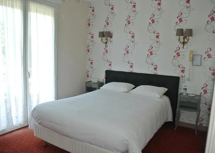 Primavera 생팔레쉬르메르