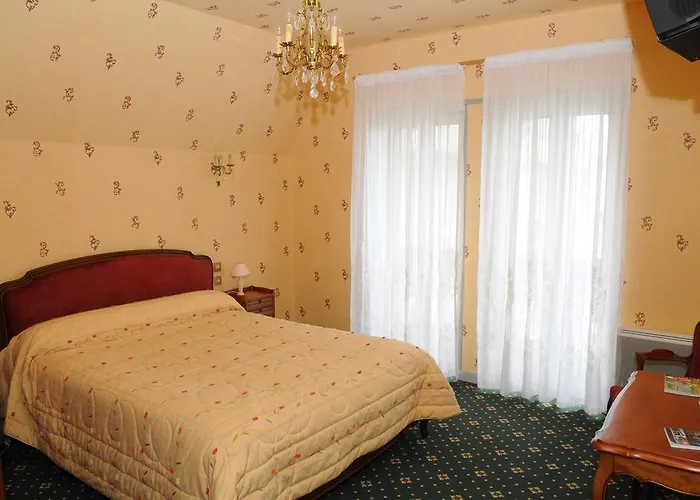 Primavera 3* 생팔레쉬르메르